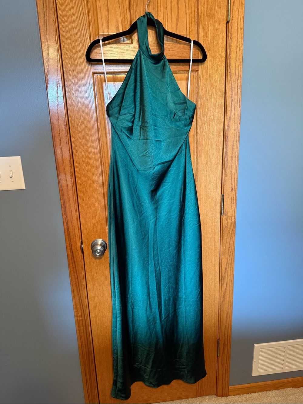 Lulu’s “Love in your Life” Emerald Green Satin Halter Maxi Dress - Picture 3 of 4